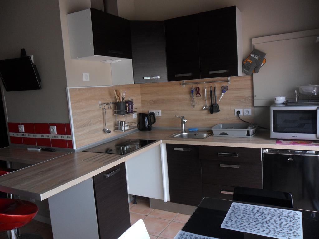 Le Tamaris Apartment Saint Laurent d'Aigouze Bagian luar foto